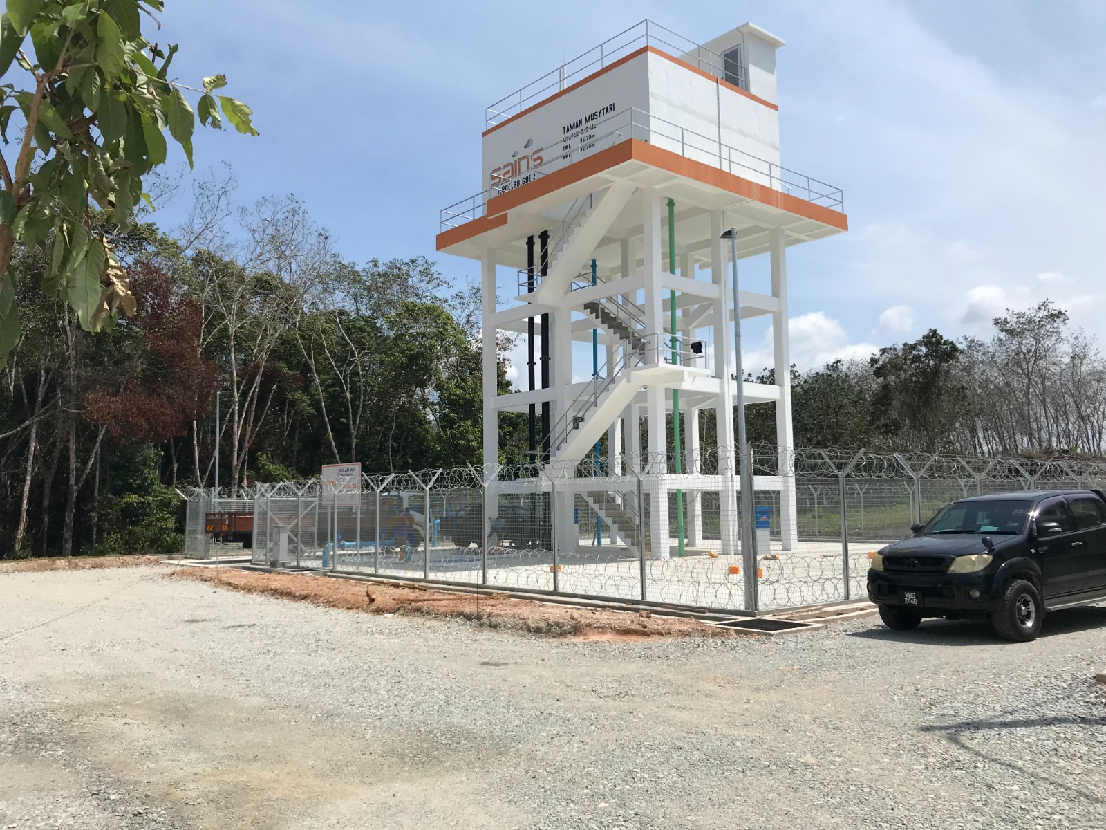 Detail view of integrated elevated water tank and supporting columns